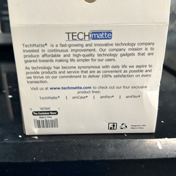 Techmatte MagGrip Vent universal car mount for cell phones - Picture 2 of 3